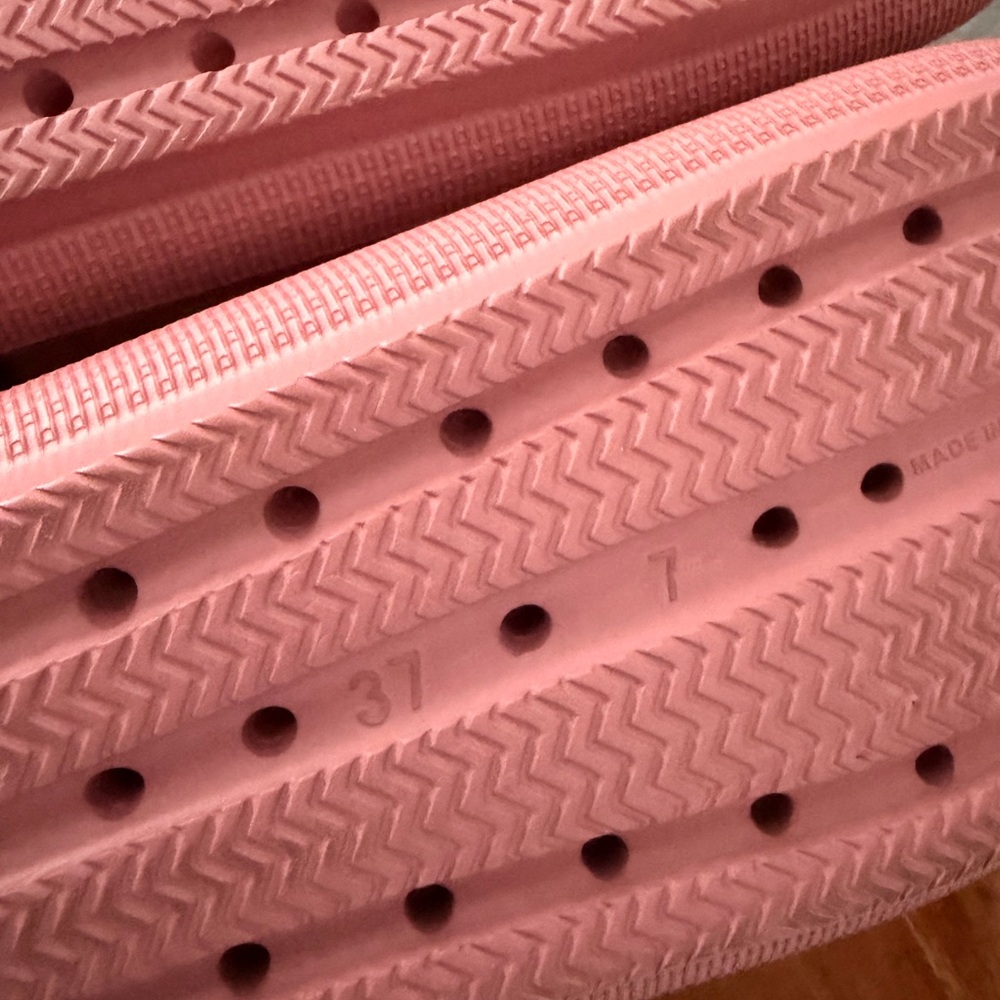 Pink Slide Sandals - Picture 9 of 9